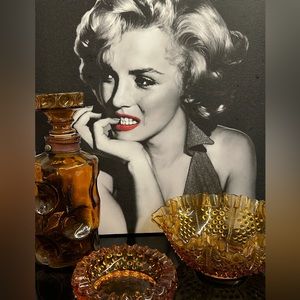 Vtg. Amber Art/Ashtray. Bubble glass. 1970s